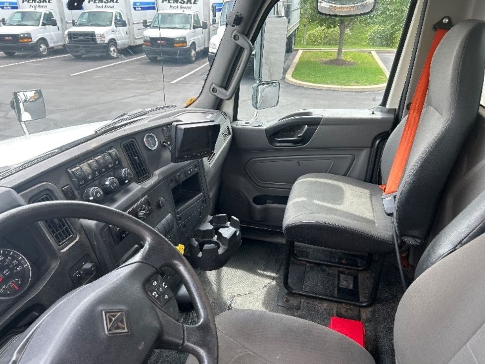 Medium Duty Box Truck-Light and Medium Duty Trucks-International-2020-MV607-Pittsburgh-PA-301,778\n\t\tmiles-$ 35,500 - Image 19