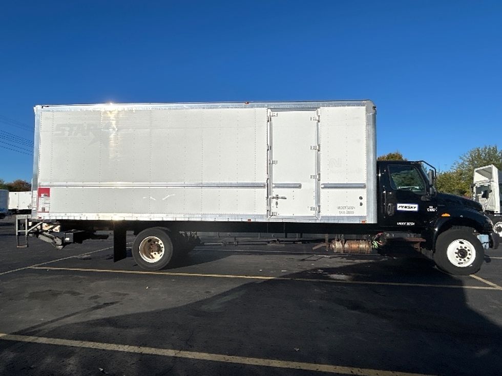 Medium Duty Box Truck-Light and Medium Duty Trucks-International-2020-MV607-Plymouth-MI-125,902\n\t\tmiles-$ 53,000 - Image 15