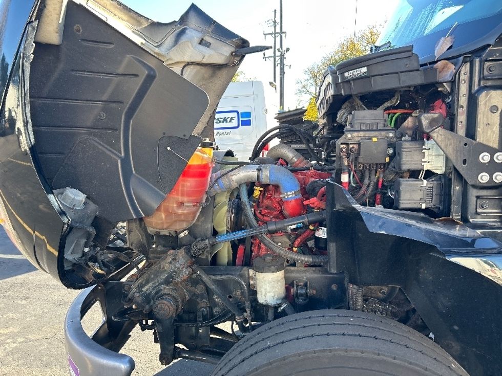 Medium Duty Box Truck-Light and Medium Duty Trucks-International-2020-MV607-Plymouth-MI-125,902\n\t\tmiles-$ 53,000 - Image 24