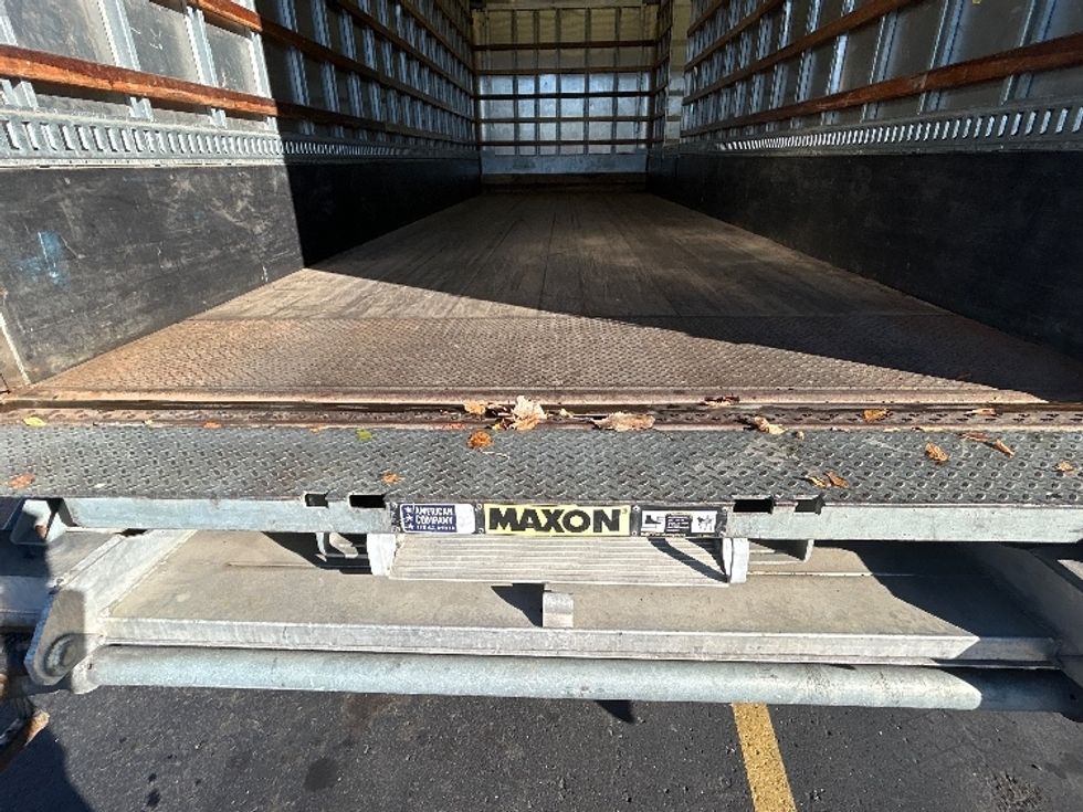 Medium Duty Box Truck-Light and Medium Duty Trucks-International-2020-MV607-Plymouth-MI-135,305\n\t\tmiles-$ 51,500 - Image 10