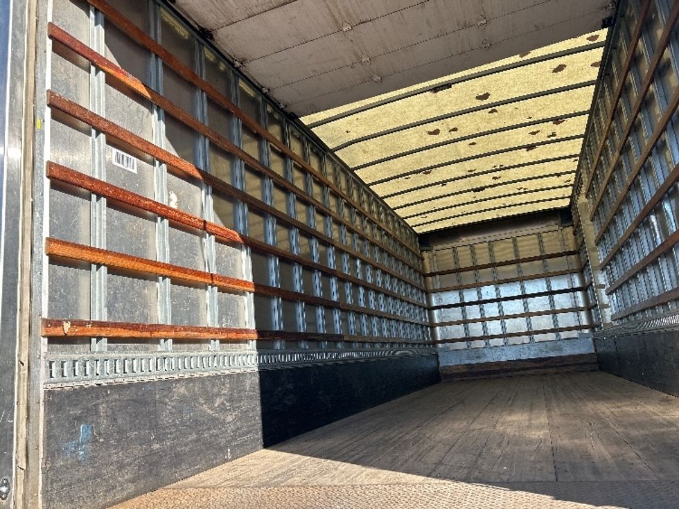 Medium Duty Box Truck-Light and Medium Duty Trucks-International-2020-MV607-Plymouth-MI-135,305\n\t\tmiles-$ 51,500 - Image 11