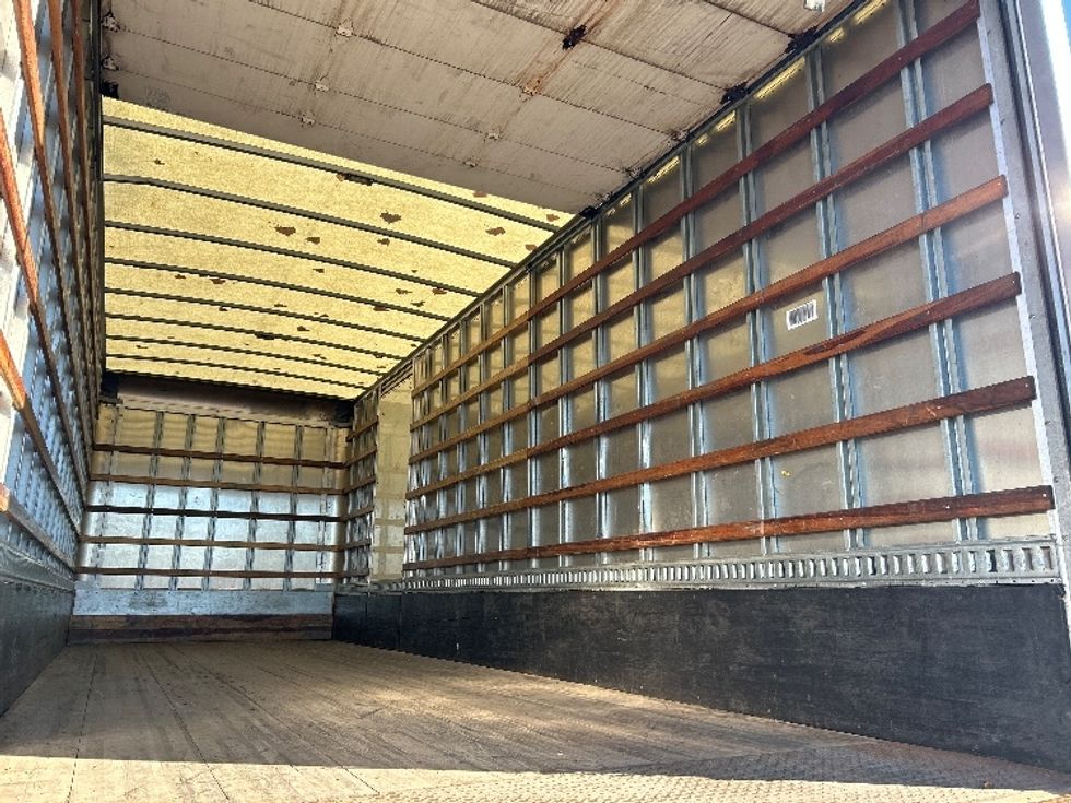 Medium Duty Box Truck-Light and Medium Duty Trucks-International-2020-MV607-Plymouth-MI-135,305\n\t\tmiles-$ 51,500 - Image 12