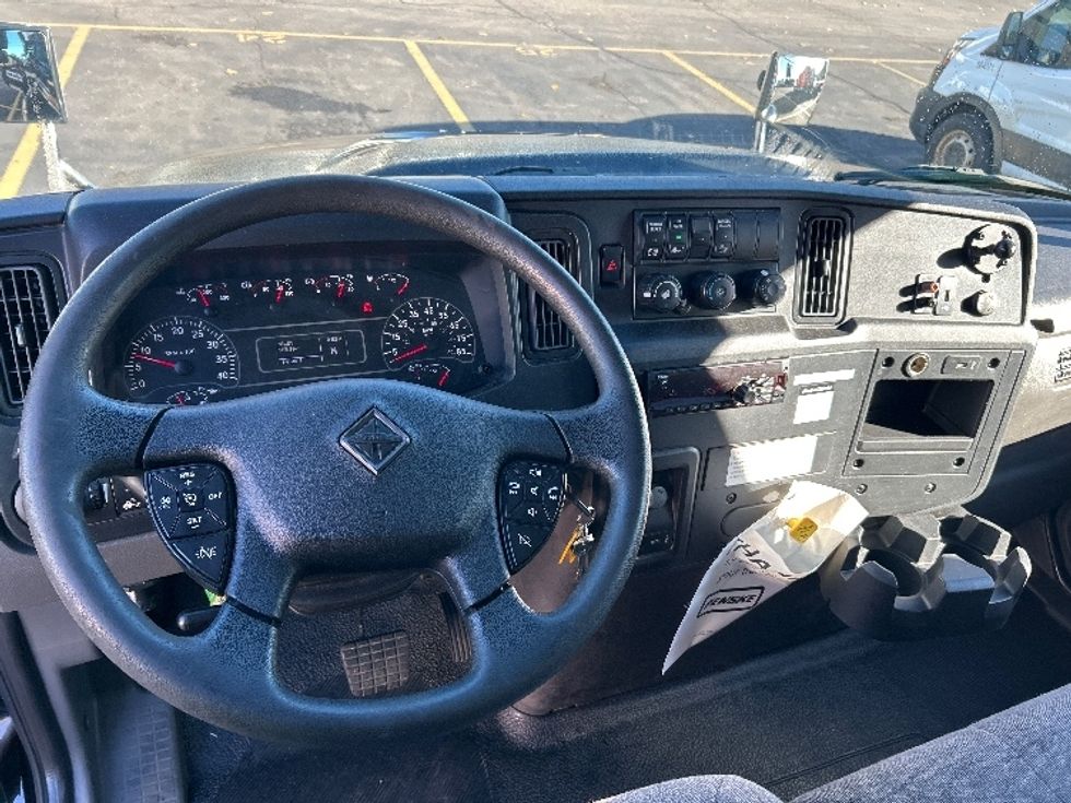 Medium Duty Box Truck-Light and Medium Duty Trucks-International-2020-MV607-Plymouth-MI-135,305\n\t\tmiles-$ 51,500 - Image 18