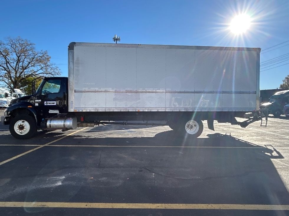 Medium Duty Box Truck-Light and Medium Duty Trucks-International-2020-MV607-Plymouth-MI-135,305\n\t\tmiles-$ 51,500 - Image 4