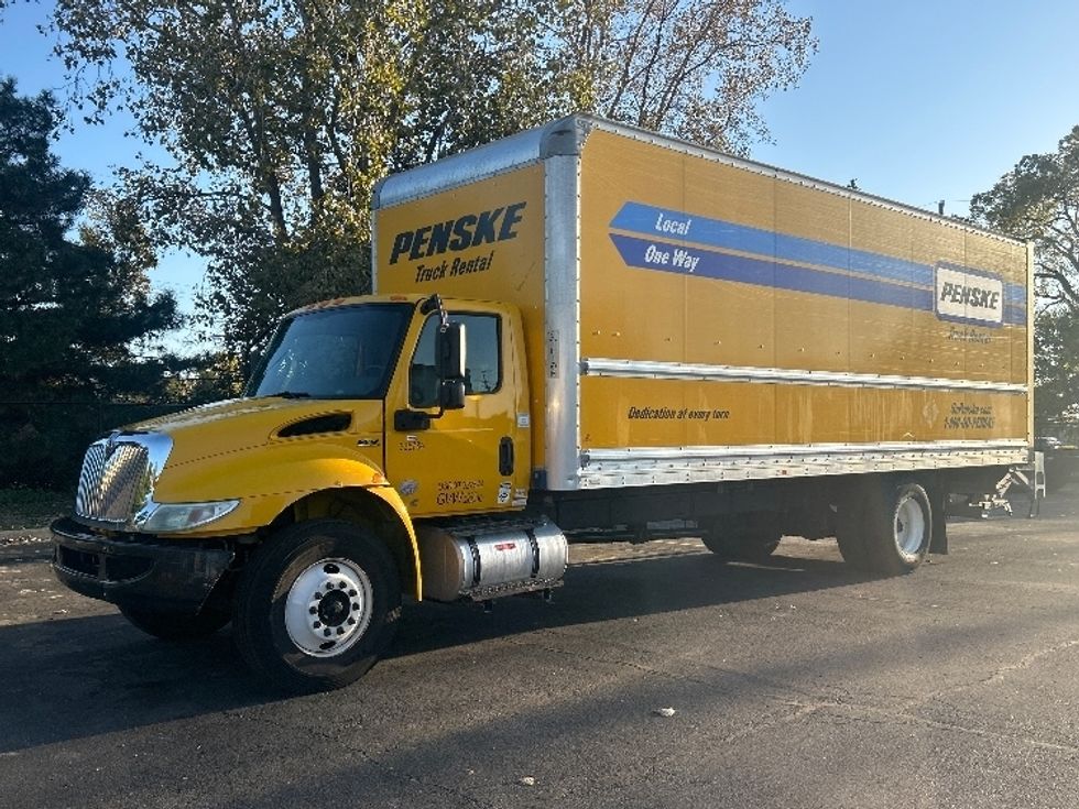 Medium Duty Box Truck-Light and Medium Duty Trucks-International-2020-MV607-Plymouth-MI-169,711\n\t\tmiles-$ 51,250 - Image 3