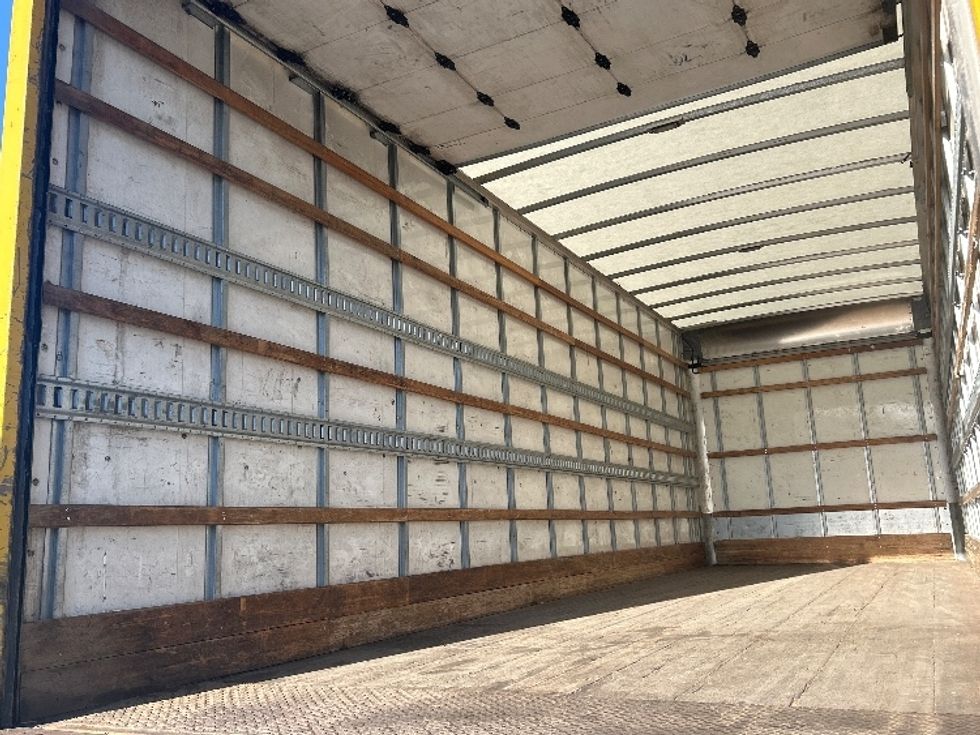 Medium Duty Box Truck-Light and Medium Duty Trucks-International-2020-MV607-Plymouth-MI-169,711\n\t\tmiles-$ 51,250 - Image 9