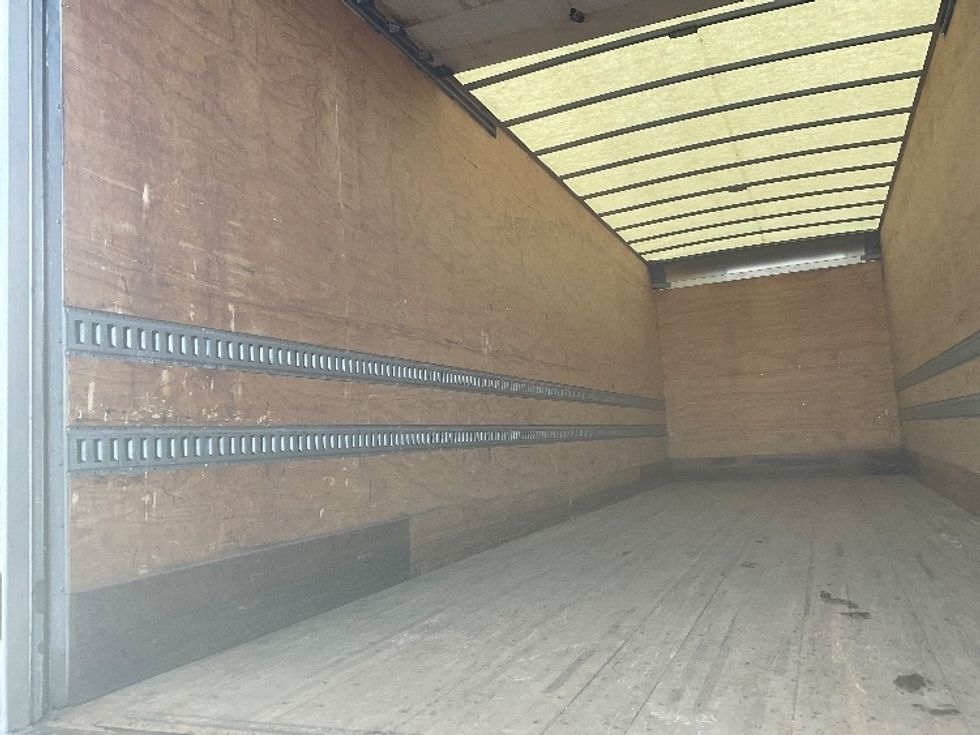 Medium Duty Box Truck-Light and Medium Duty Trucks-International-2020-MV607-Plymouth-MI-251,566\n\t\tmiles-$ 37,250 - Image 11