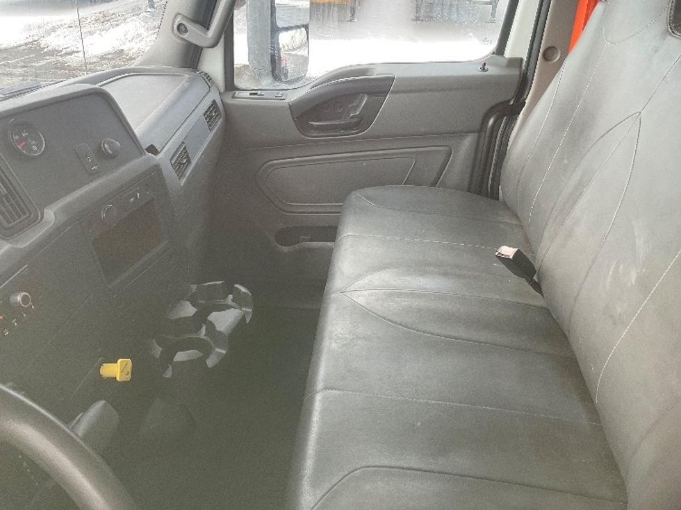 Medium Duty Box Truck-Light and Medium Duty Trucks-International-2020-MV607-Plymouth-MI-251,566\n\t\tmiles-$ 37,250 - Image 19