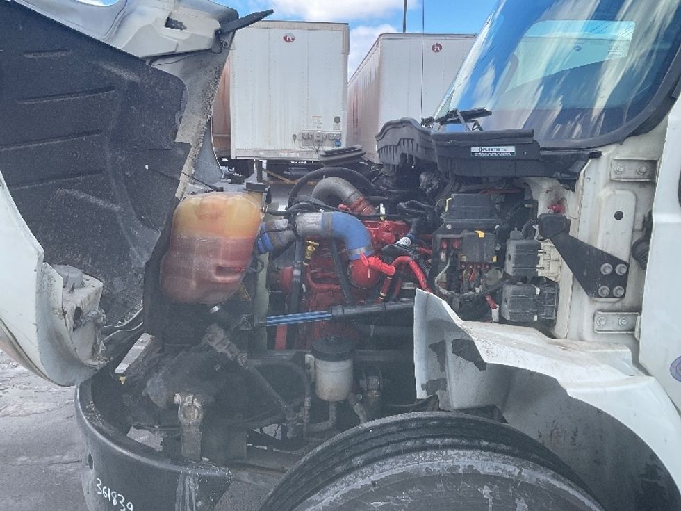 Medium Duty Box Truck-Light and Medium Duty Trucks-International-2020-MV607-Plymouth-MI-251,566\n\t\tmiles-$ 37,250 - Image 23