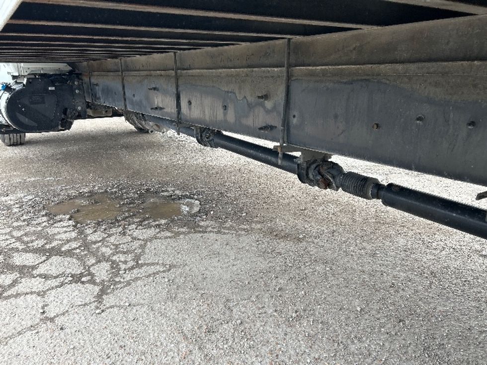 Medium Duty Box Truck-Light and Medium Duty Trucks-International-2020-MV607-Poplar Bluff-MO-141,263\n\t\tmiles-$ 56,000 - Image 5