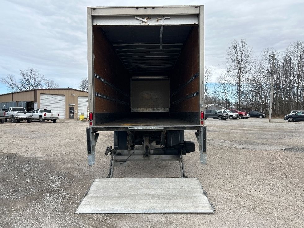 Medium Duty Box Truck-Light and Medium Duty Trucks-International-2020-MV607-Poplar Bluff-MO-141,263\n\t\tmiles-$ 56,000 - Image 9
