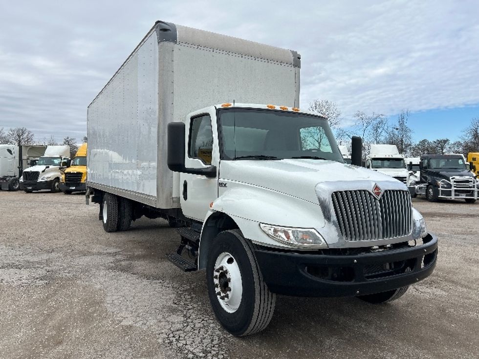 Medium Duty Box Truck-Light and Medium Duty Trucks-International-2020-MV607-Poplar Bluff-MO-141,263\n\t\tmiles-$ 56,000 - Image 1