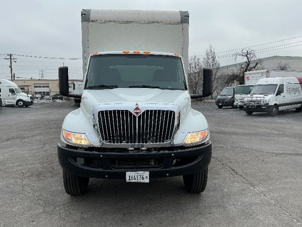 Medium Duty Box Truck-Light and Medium Duty Trucks-International-2020-MV607-Poplar Bluff-MO-177,719\n\t\tmiles-$ 46,250 - Image 2