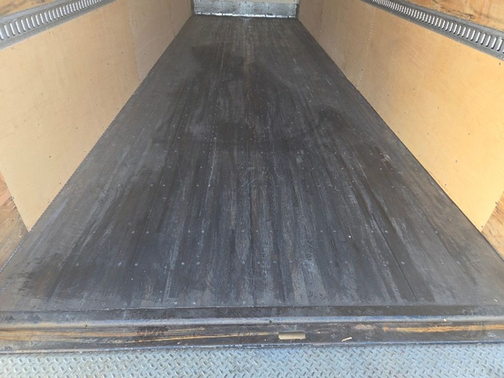 Medium Duty Box Truck-Light and Medium Duty Trucks-International-2020-MV607-Poplar Bluff-MO-177,719\n\t\tmiles-$ 46,250 - Image 10