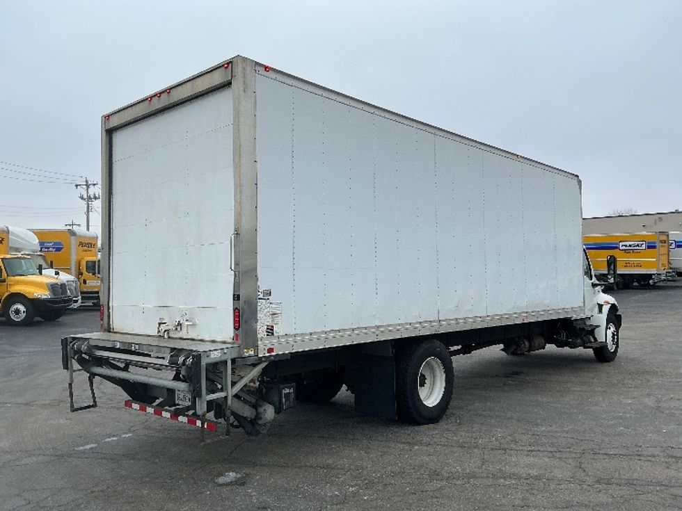 Medium Duty Box Truck-Light and Medium Duty Trucks-International-2020-MV607-Poplar Bluff-MO-177,719\n\t\tmiles-$ 46,250 - Image 13