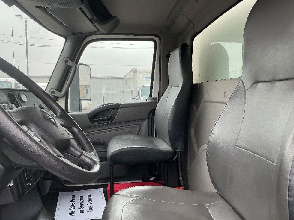 Medium Duty Box Truck-Light and Medium Duty Trucks-International-2020-MV607-Poplar Bluff-MO-177,719\n\t\tmiles-$ 46,250 - Image 19