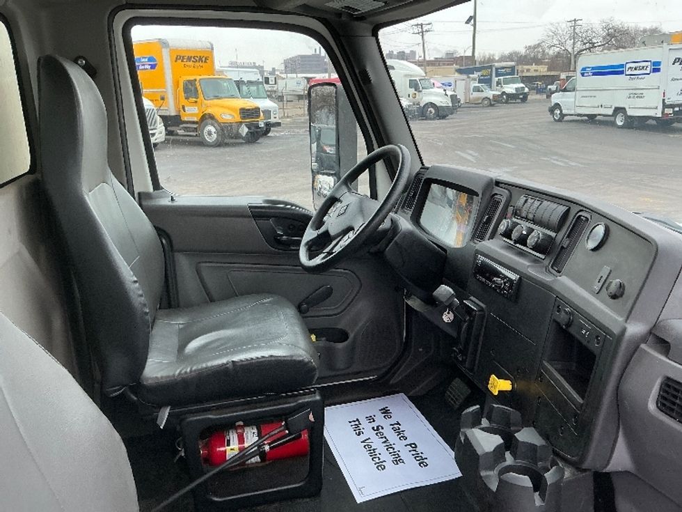 Medium Duty Box Truck-Light and Medium Duty Trucks-International-2020-MV607-Poplar Bluff-MO-177,719\n\t\tmiles-$ 46,250 - Image 22