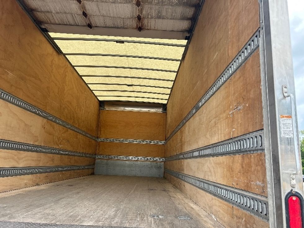 Medium Duty Box Truck-Light and Medium Duty Trucks-International-2020-MV607-Poplar Bluff-MO-407,463\n\t\tmiles-$ 22,000 - Image 12