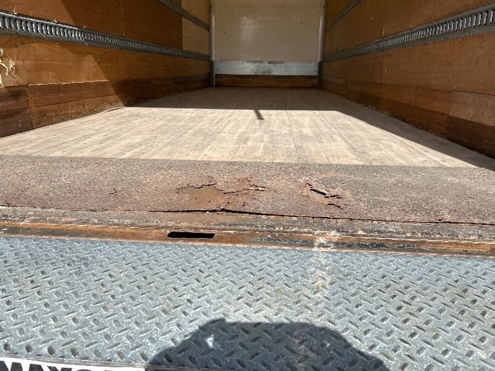 Medium Duty Box Truck-Light and Medium Duty Trucks-International-2020-MV607-Poplar Bluff-MO-409,046\n\t\tmiles-$ 8,500 - Image 10