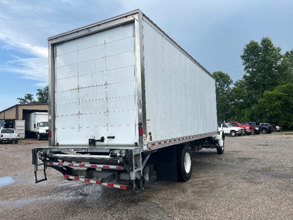Medium Duty Box Truck-Light and Medium Duty Trucks-International-2020-MV607-Poplar Bluff-MO-61,184\n\t\tmiles-$ 63,500 - Image 13