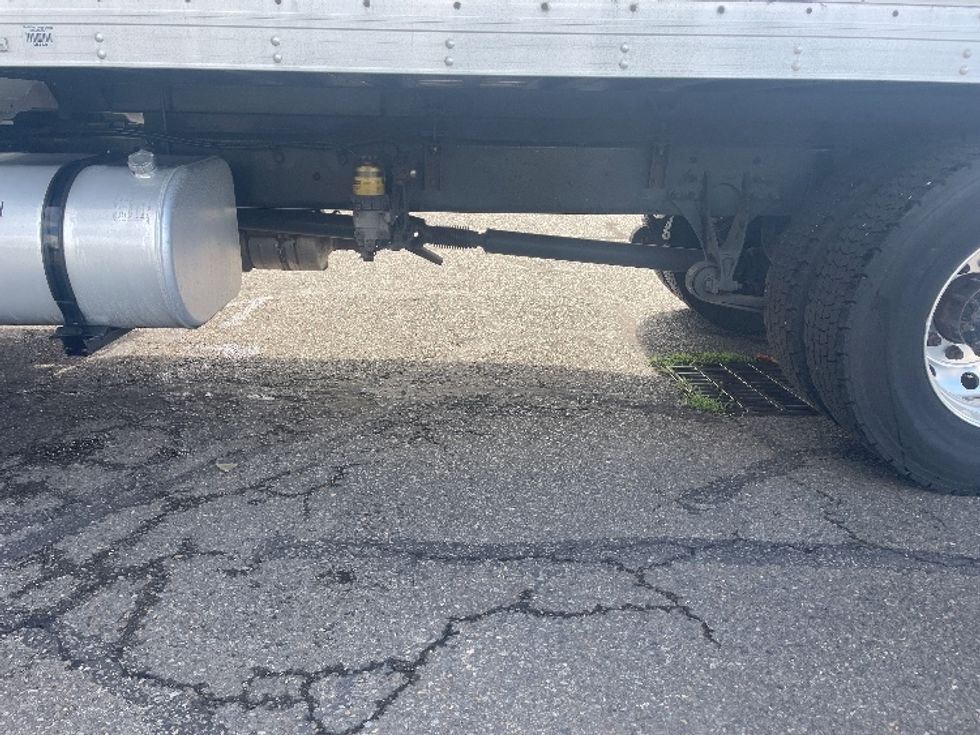 Medium Duty Box Truck-Light and Medium Duty Trucks-International-2020-MV607-Portland-OR-110,551\n\t\tmiles-$ 50,750 - Image 5