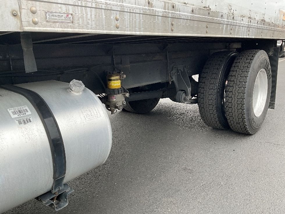 Medium Duty Box Truck-Light and Medium Duty Trucks-International-2020-MV607-Portland-OR-126,076\n\t\tmiles-$ 46,500 - Image 5