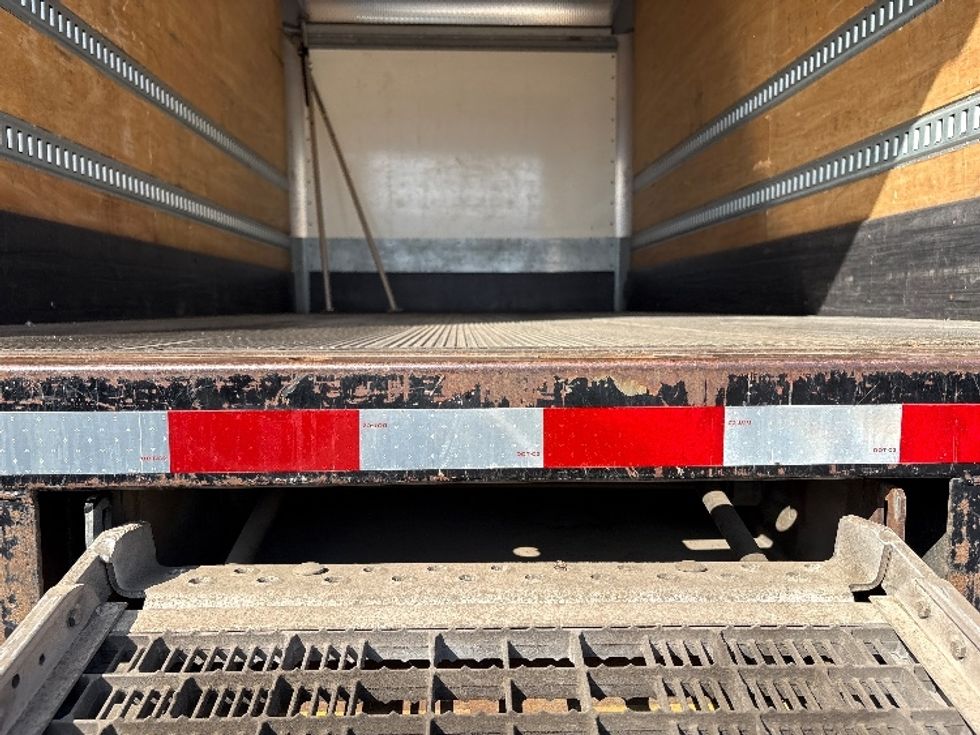 Medium Duty Box Truck-Light and Medium Duty Trucks-International-2020-MV607-Portland-OR-129,896\n\t\tmiles-$ 48,500 - Image 10