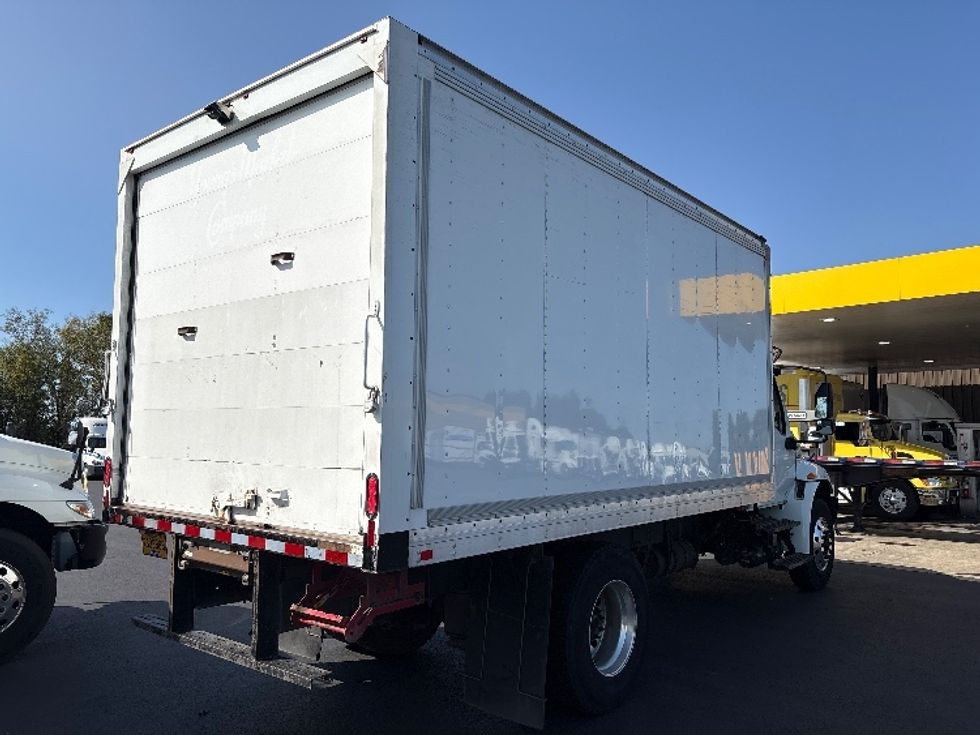 Medium Duty Box Truck-Light and Medium Duty Trucks-International-2020-MV607-Portland-OR-129,896\n\t\tmiles-$ 48,500 - Image 13