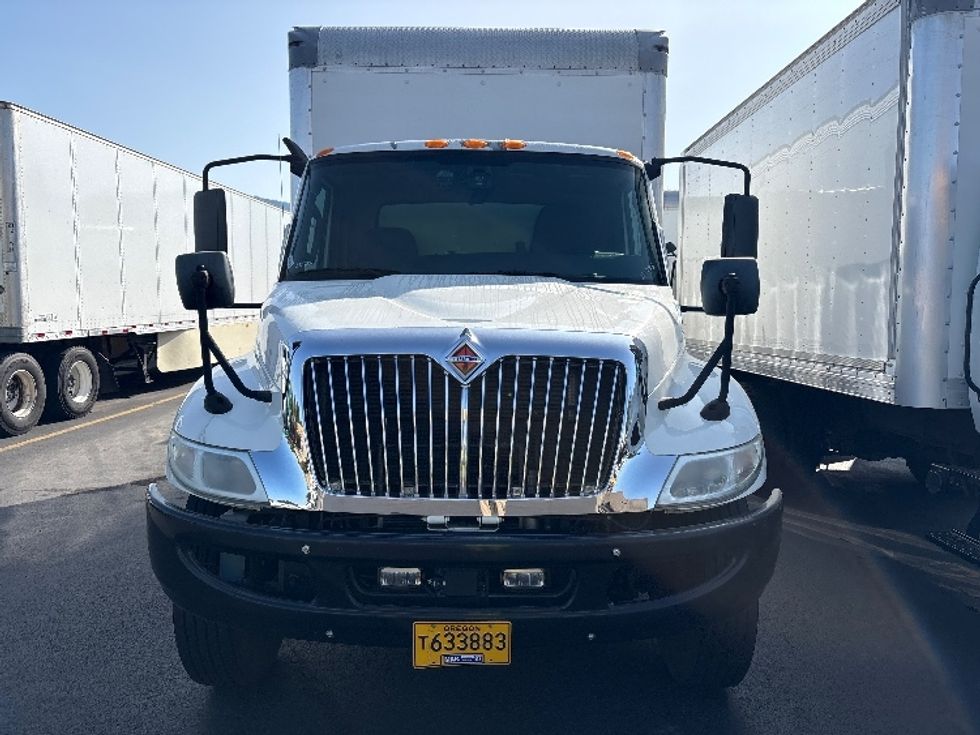 Medium Duty Box Truck-Light and Medium Duty Trucks-International-2020-MV607-Portland-OR-129,896\n\t\tmiles-$ 48,500 - Image 2