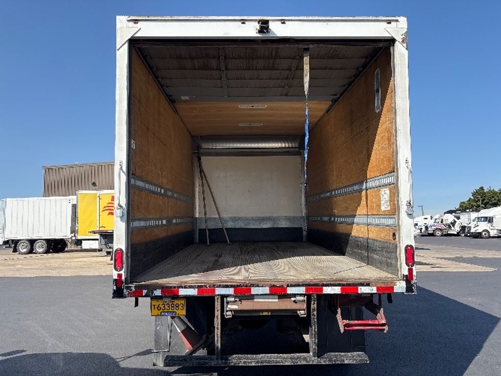 Medium Duty Box Truck-Light and Medium Duty Trucks-International-2020-MV607-Portland-OR-129,896\n\t\tmiles-$ 48,500 - Image 8