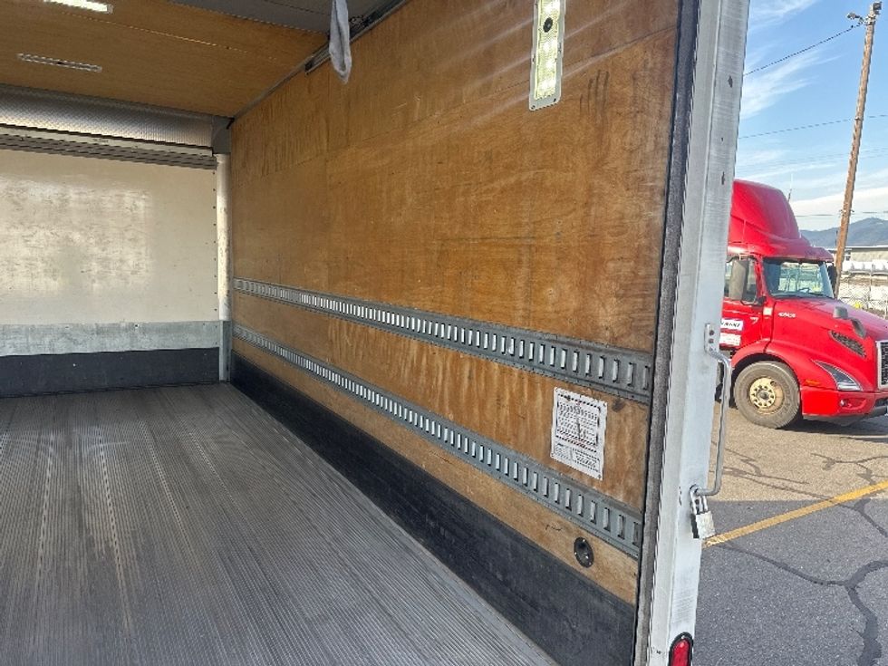 Medium Duty Box Truck-Light and Medium Duty Trucks-International-2020-MV607-Portland-OR-132,753\n\t\tmiles-$ 46,000 - Image 12