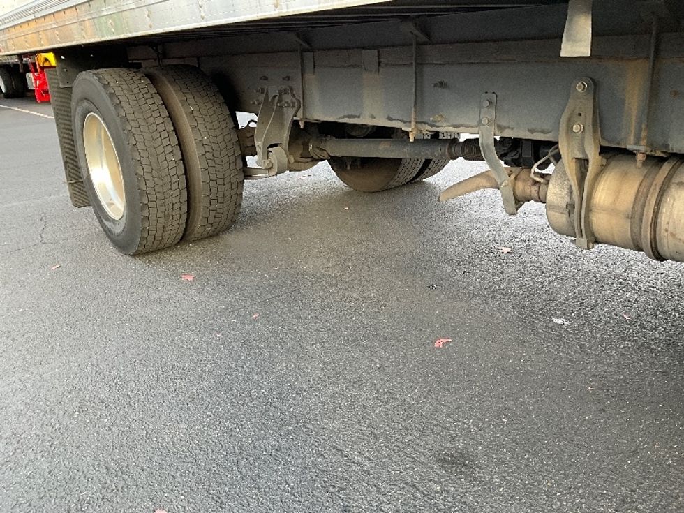 Medium Duty Box Truck-Light and Medium Duty Trucks-International-2020-MV607-Portland-OR-142,945\n\t\tmiles-$ 44,750 - Image 14