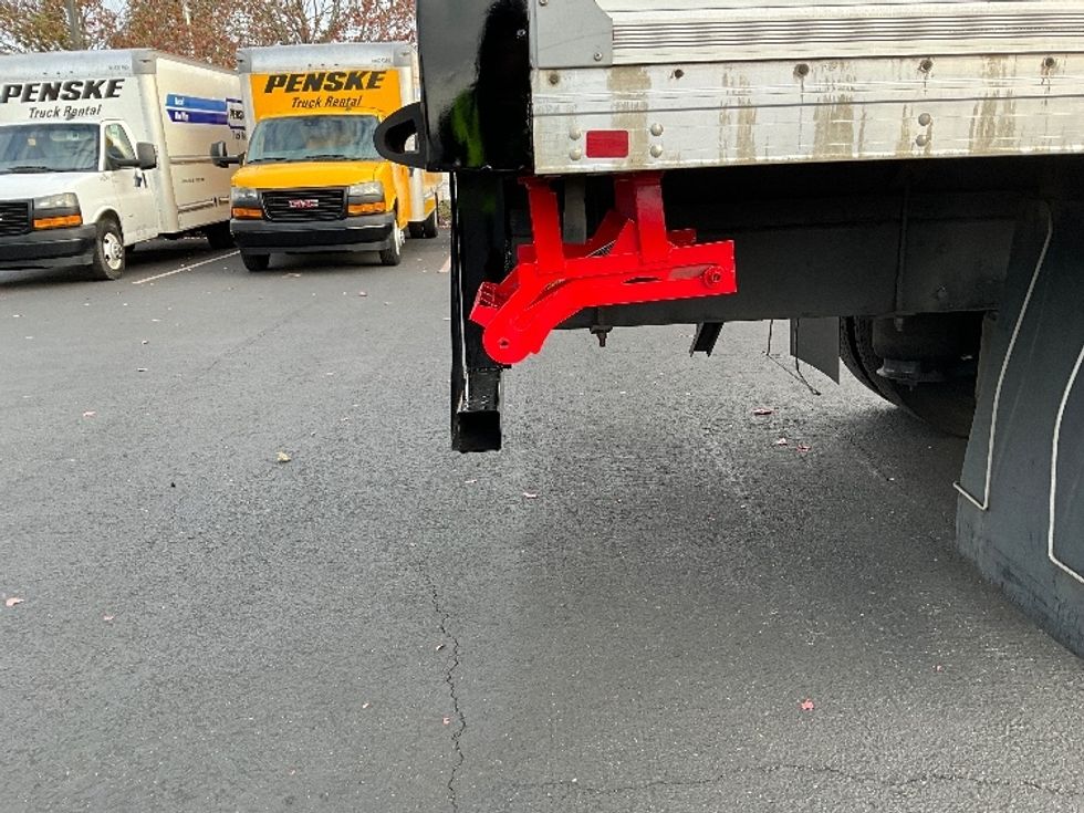 Medium Duty Box Truck-Light and Medium Duty Trucks-International-2020-MV607-Portland-OR-142,945\n\t\tmiles-$ 44,750 - Image 27