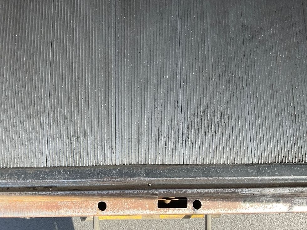 Medium Duty Box Truck-Light and Medium Duty Trucks-International-2020-MV607-Portland-OR-145,285\n\t\tmiles-$ 44,500 - Image 10