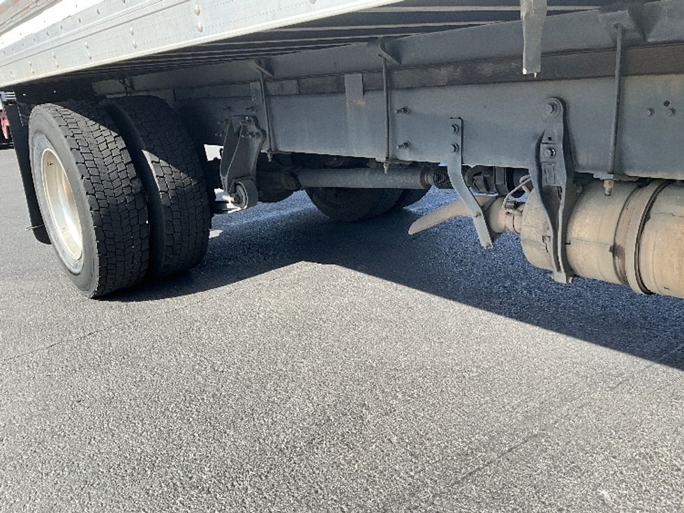 Medium Duty Box Truck-Light and Medium Duty Trucks-International-2020-MV607-Portland-OR-145,285\n\t\tmiles-$ 44,500 - Image 14