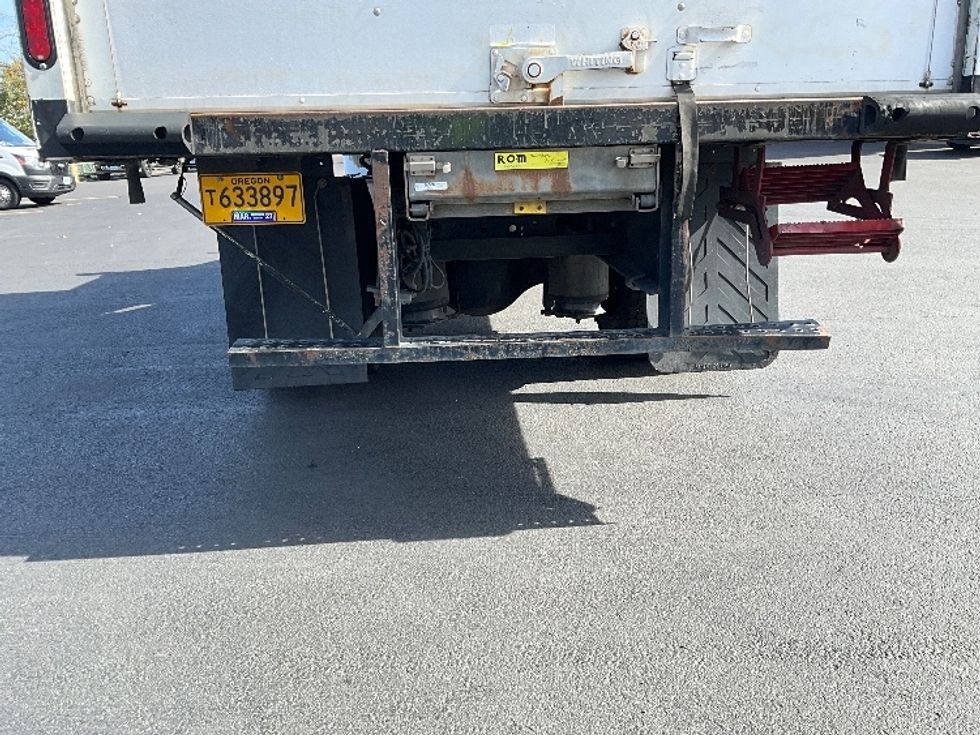 Medium Duty Box Truck-Light and Medium Duty Trucks-International-2020-MV607-Portland-OR-145,285\n\t\tmiles-$ 44,500 - Image 26