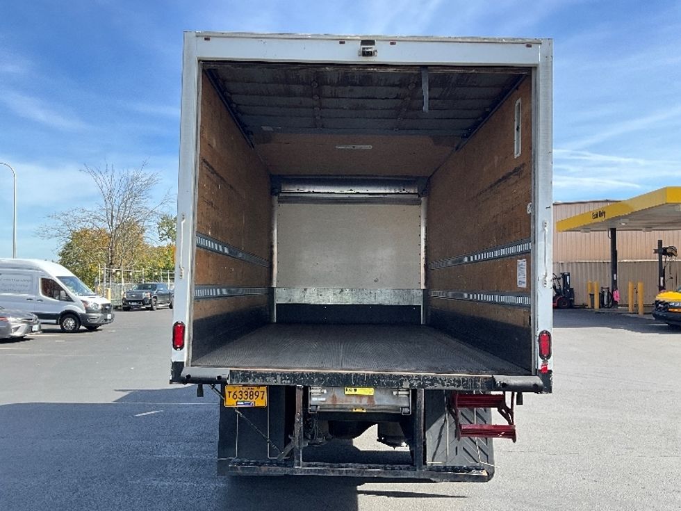 Medium Duty Box Truck-Light and Medium Duty Trucks-International-2020-MV607-Portland-OR-145,285\n\t\tmiles-$ 44,500 - Image 8