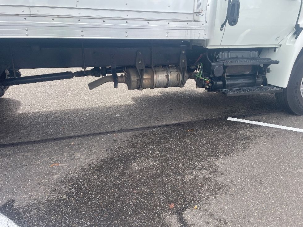 Medium Duty Box Truck-Light and Medium Duty Trucks-International-2020-MV607-Portland-OR-145,600\n\t\tmiles-$ 46,500 - Image 11