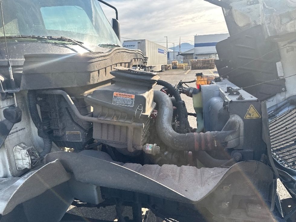 Medium Duty Box Truck-Light and Medium Duty Trucks-International-2020-MV607-Portland-OR-148,491\n\t\tmiles-$ 45,500 - Image 19