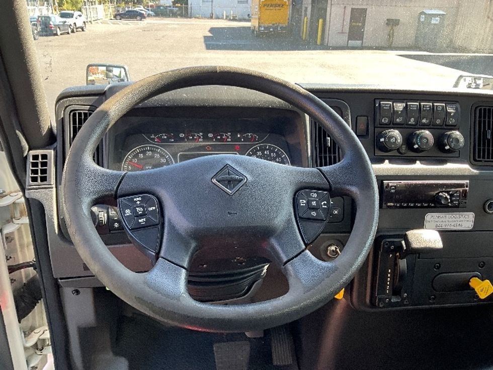 Medium Duty Box Truck-Light and Medium Duty Trucks-International-2020-MV607-Portland-OR-158,729\n\t\tmiles-$ 45,250 - Image 18