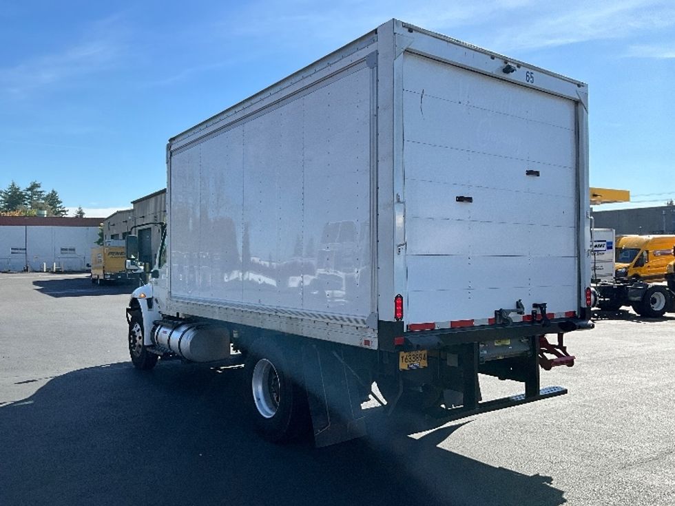 Medium Duty Box Truck-Light and Medium Duty Trucks-International-2020-MV607-Portland-OR-158,729\n\t\tmiles-$ 45,250 - Image 6