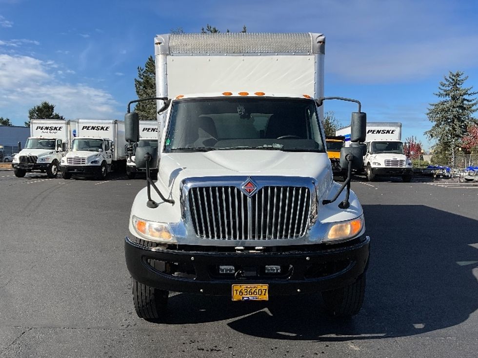 Medium Duty Box Truck-Light and Medium Duty Trucks-International-2020-MV607-Portland-OR-159,139\n\t\tmiles-$ 42,500 - Image 2