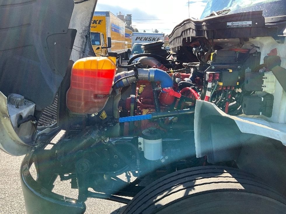 Medium Duty Box Truck-Light and Medium Duty Trucks-International-2020-MV607-Portland-OR-159,139\n\t\tmiles-$ 42,500 - Image 24