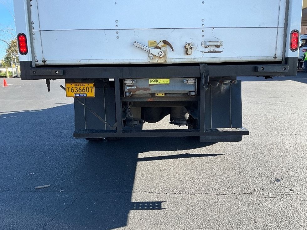 Medium Duty Box Truck-Light and Medium Duty Trucks-International-2020-MV607-Portland-OR-159,139\n\t\tmiles-$ 42,500 - Image 26