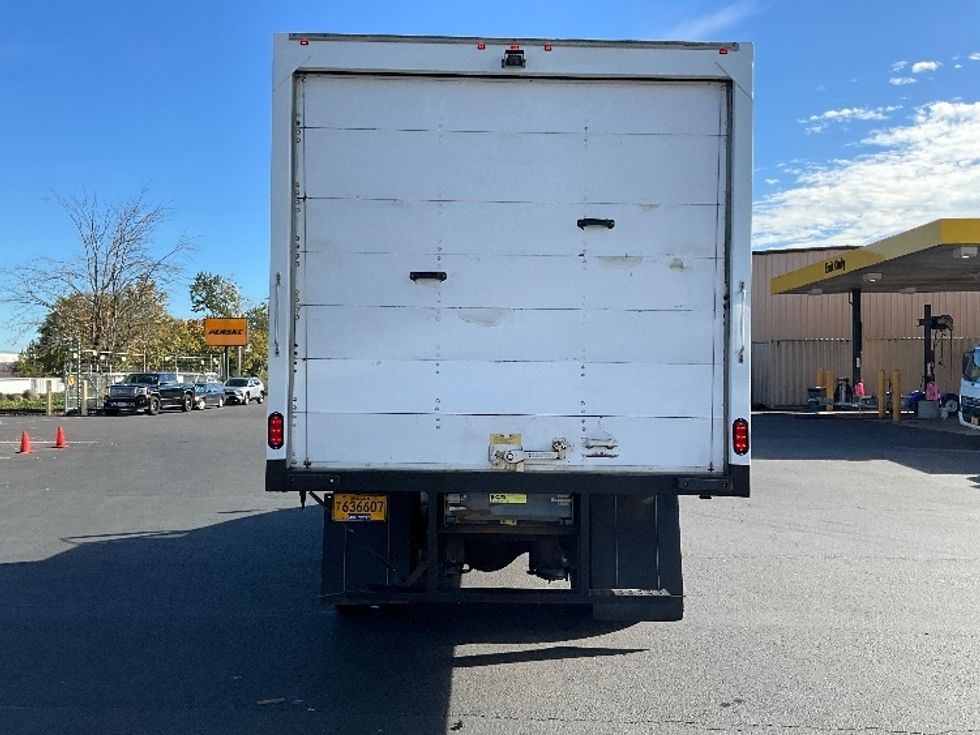 Medium Duty Box Truck-Light and Medium Duty Trucks-International-2020-MV607-Portland-OR-159,139\n\t\tmiles-$ 42,500 - Image 7