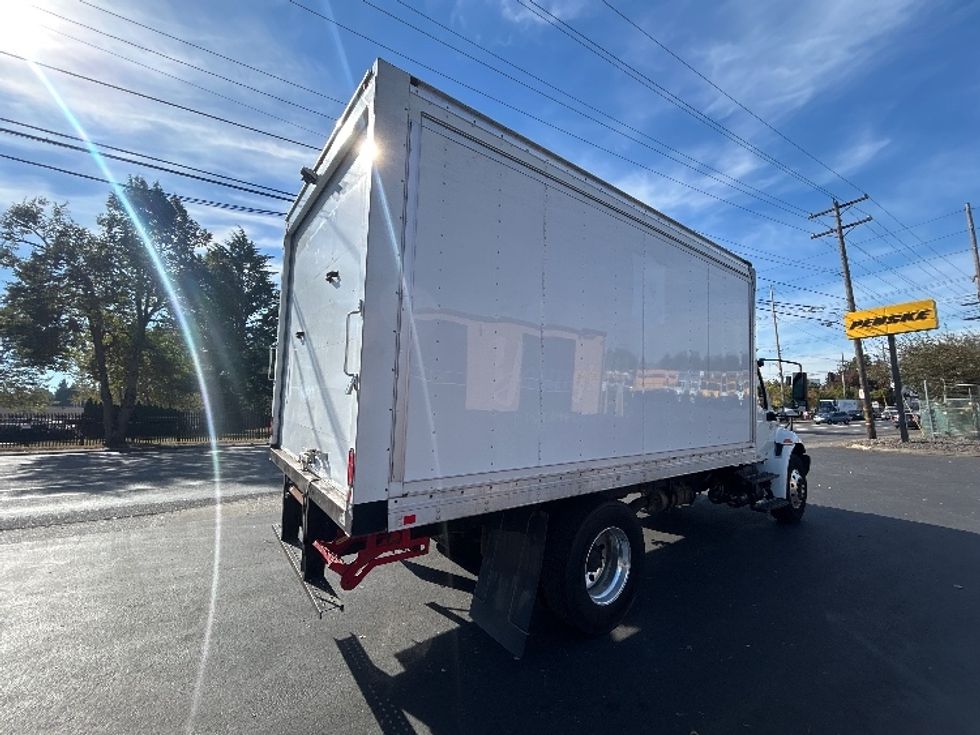 Medium Duty Box Truck-Light and Medium Duty Trucks-International-2020-MV607-Portland-OR-163,842\n\t\tmiles-$ 42,000 - Image 12