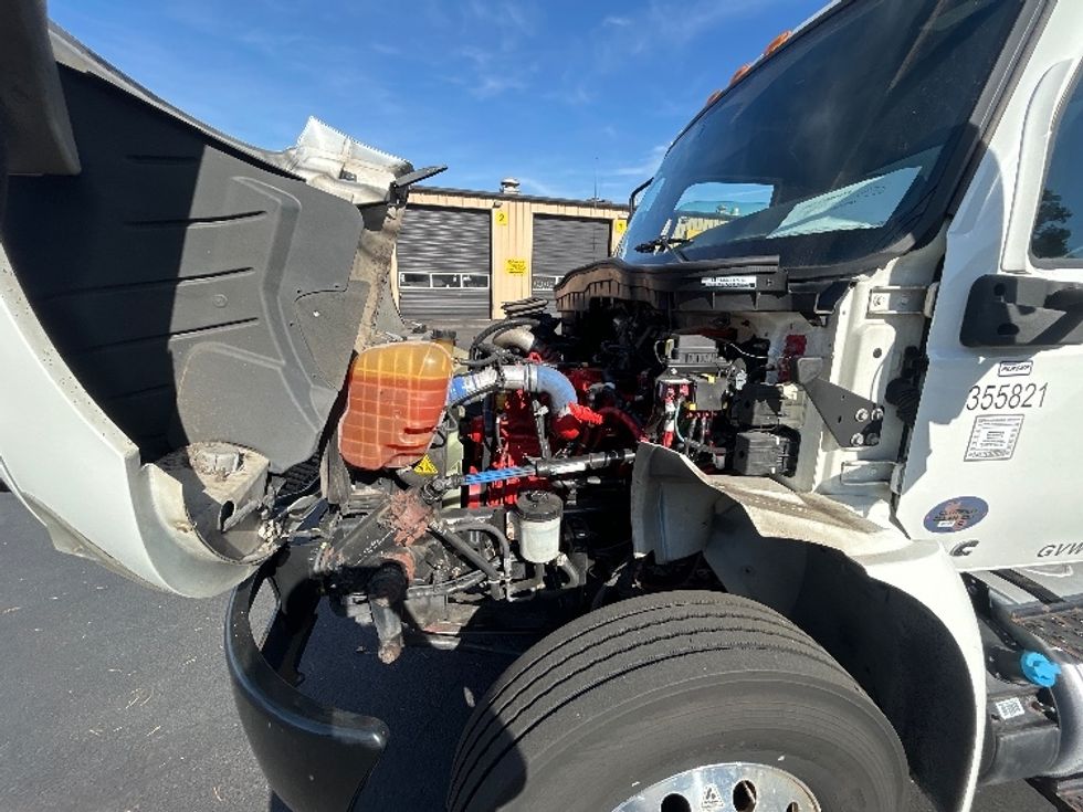 Medium Duty Box Truck-Light and Medium Duty Trucks-International-2020-MV607-Portland-OR-163,842\n\t\tmiles-$ 42,000 - Image 23