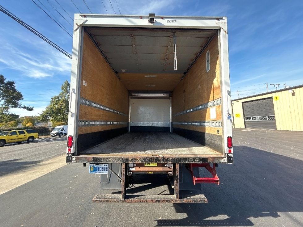 Medium Duty Box Truck-Light and Medium Duty Trucks-International-2020-MV607-Portland-OR-163,842\n\t\tmiles-$ 42,000 - Image 8