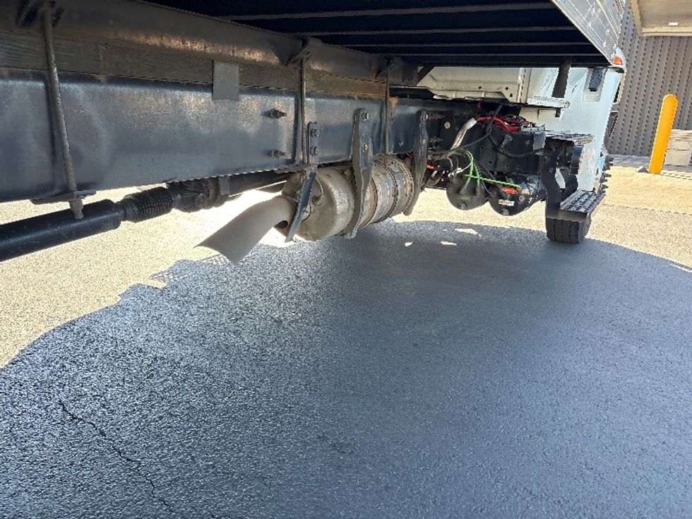 Medium Duty Box Truck-Light and Medium Duty Trucks-International-2020-MV607-Portland-OR-172,938\n\t\tmiles-$ 40,750 - Image 14