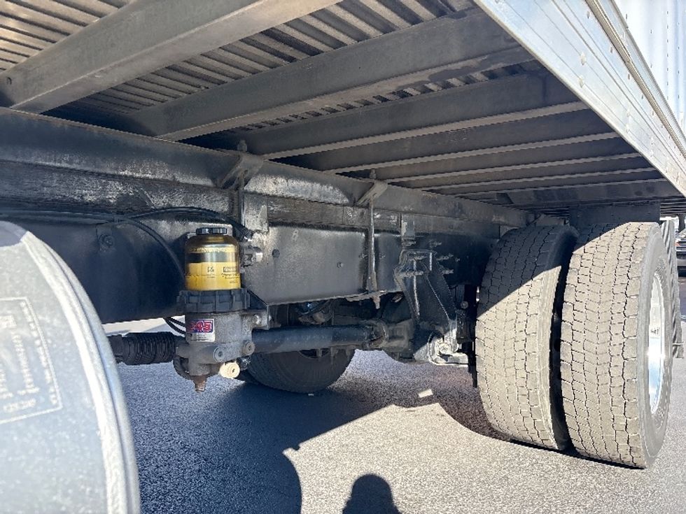 Medium Duty Box Truck-Light and Medium Duty Trucks-International-2020-MV607-Portland-OR-172,938\n\t\tmiles-$ 40,750 - Image 5
